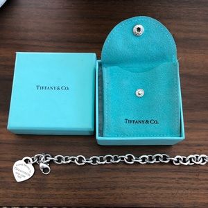 Authentic Tiffany & Co. Return heart bracelet